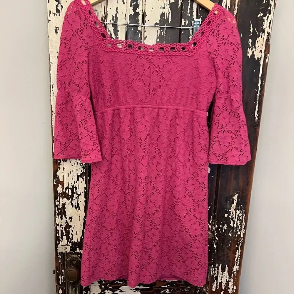 Laundry by Shelli Segal pink eyelet empire dress. XS.